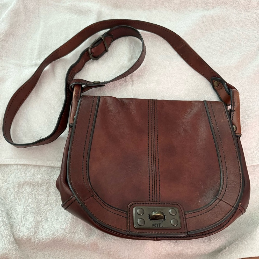 Leather saddle bag